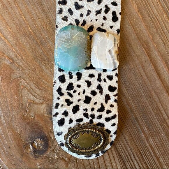 Gorgeous Animal Print Cuff Bracelet with Agates Texas Artisan Made - Picture 7 of 14
